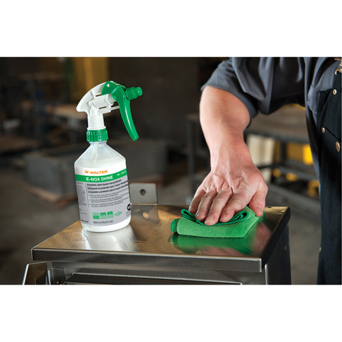Nettoyant et protecteur de surface en acier inoxydable E-Nox Shine, 208 L, Baril Groupe Generik