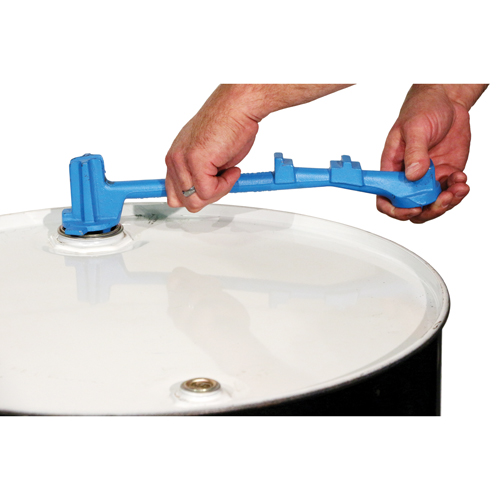Cl&eacute;s universelles pour barils - Fonte ductile solide, Poign&eacute;e 15-1/2", Fonte ductile solide Groupe Generik