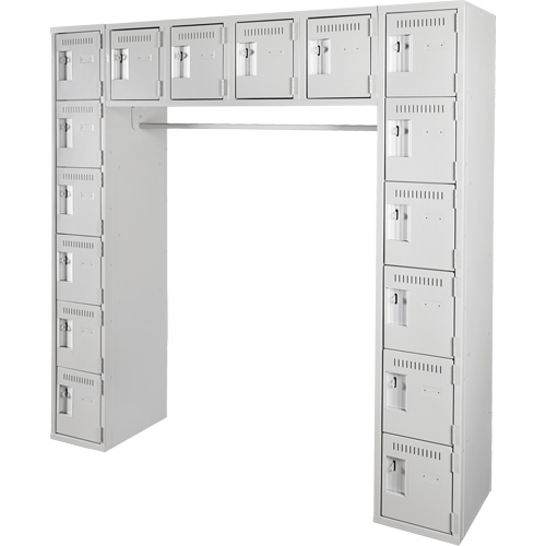 Arche de casiers &eacute;conomiques assembl&eacute;s Clean Line, 16 niveaux, Bloc de 3, 18" x 72" x 12", Acier Groupe Generik