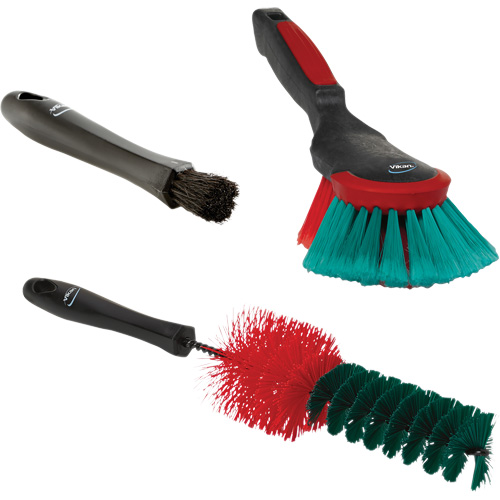 Ensemble de brosses pour l'int&eacute;rieur et l'ext&eacute;rieur des v&eacute;hicules de la s&eacute;rie Transport Groupe Generik