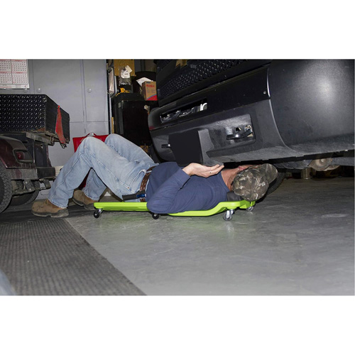 Sommier vert n&eacute;on &agrave; profil bas, en plastique robuste Groupe Generik