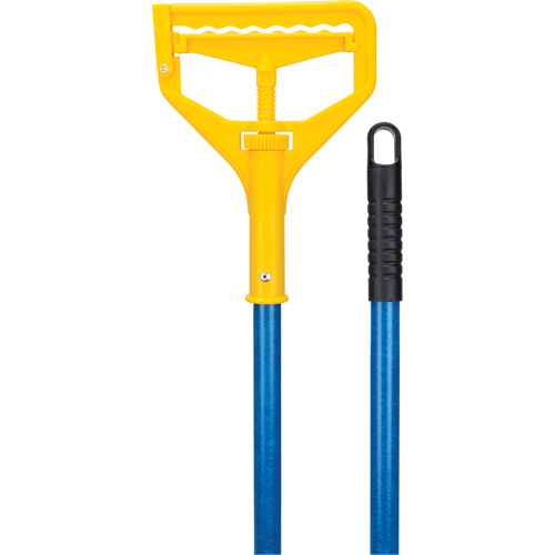 Handle with Clip, Fibreglass/Plastic, Open Gate Tip, 60" Length Groupe Generik