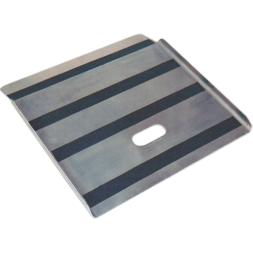 Rampes en aluminium pour trottoir, 750 lb Capacit&eacute;, 27" la x 27" lo Groupe Generik