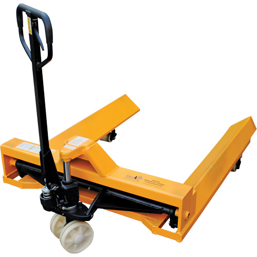 Transpalette pour mat&eacute;riaux en rouleaux, Acier, 48" lo x 7,5" la, Capacit&eacute; 4000 lb Groupe Generik