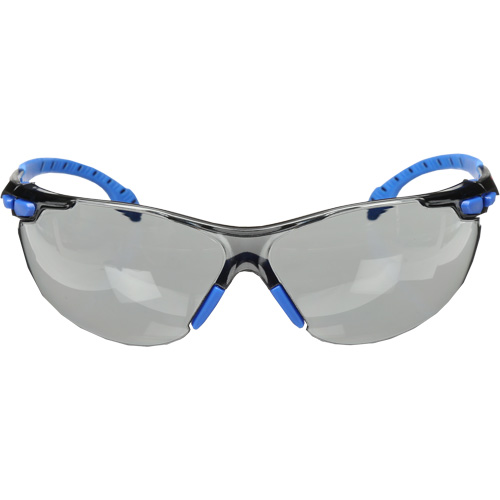Solus Safety Glasses with Scotchgard Lenses, Grey/Smoke Lens, Anti-Fog, Meets/Exceeds CSA Z94.3 Groupe Generik