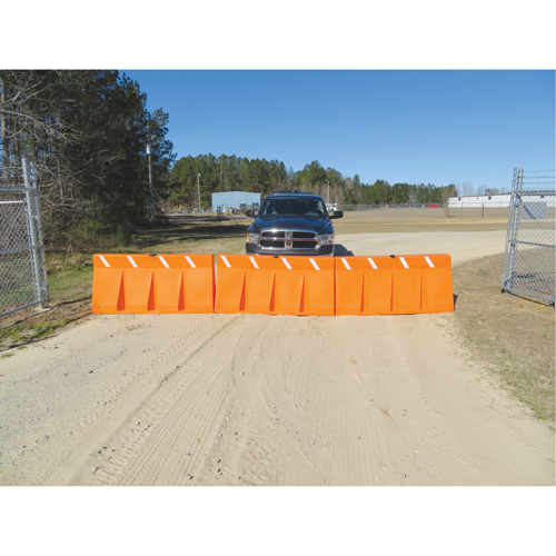 Traffic Barriers, Water-Filled, 62.25" L x 24" H, Orange Groupe Generik