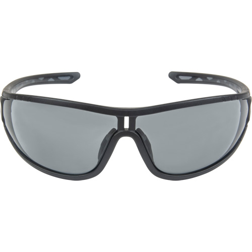 Lunettes de s&eacute;curit&eacute; de s&eacute;rie Z3000, Lentille Grise/fum&eacute;e, Anti-&eacute;gratignures, ANSI Z87+/R&eacute;pond ou surpasse la norme CSA Z94.3 Groupe Generik