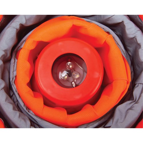 C&ocirc;ne de signalisation repliable, 18" h, Orange Groupe Generik