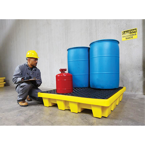 4-Drum Nestable Ultra-Spill Pallet&reg;, 66 US gal. Spill Capacity, 51" x 51" x 10" Groupe Generik