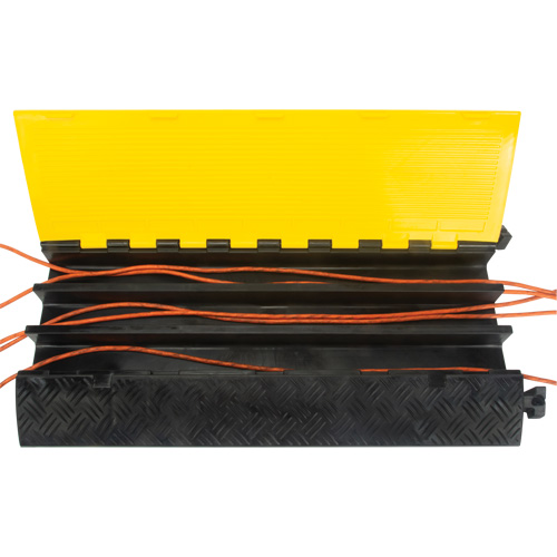 Polyurethane Cable Protector, 3 Channels, 35.43" L x 19.69" W x 3" H Groupe Generik