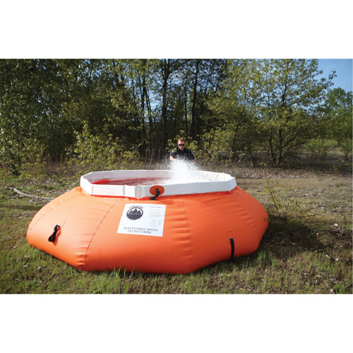 R&eacute;servoir d'eau d'usage multiple Pumpkin Tank Groupe Generik