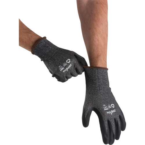 Gants &eacute;cologiques, l&eacute;gers, et r&eacute;sistants &agrave; la coupe, &agrave; haute dext&eacute;rit&eacute;, Taille 9, Calibre 21, Rev&ecirc;tement Mousse de nitrile, Enveloppe en Acier inoxydable/PEHP/rPET, ASTM ANSI niveau A5 Groupe Generik