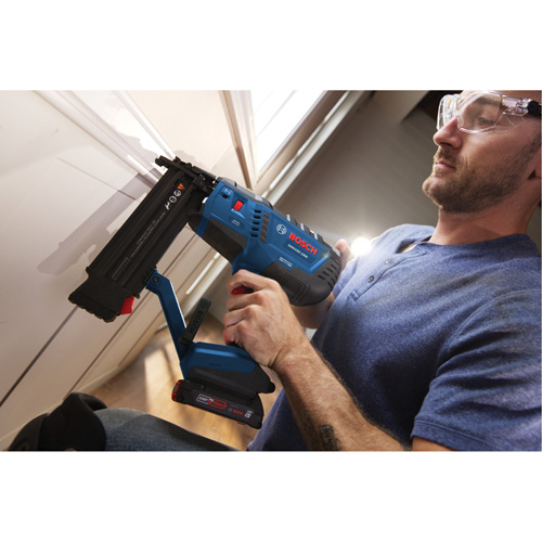 Brushless 18-Gauge Brad Nailer Kit with Standard Power Battery, 18 V, Lithium-Ion Groupe Generik