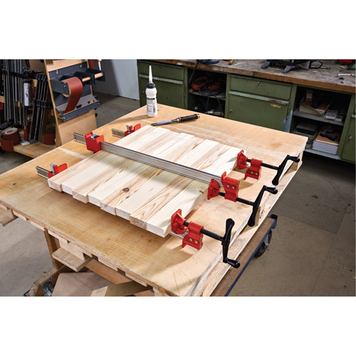Serre-joint &agrave; barre d'acier &agrave; profil en I robuste, 48" (1219,2 mm) capacit&eacute;, 2" (50,8 mm) profondeur Groupe Generik