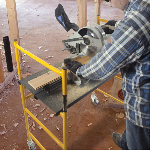 Ensemble de petit &eacute;chafaudage de base de 4' Jobsite Series, Cadre Acier, 41" p x 45-3/4" h Groupe Generik