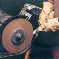 Scotch-Brite Cut & Polish Wheels, 6" Dia. x 1" W, 1" Arbor, Aluminum Oxide Groupe Generik