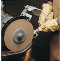 Scotch-Brite Cut & Polish Wheels, 6" Dia. x 1" W, 1" Arbor, Aluminum Oxide Groupe Generik