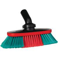Brosse avec t&ecirc;te ajustable et alimentation en eau pour v&eacute;hicules de la s&eacute;rie Transport Groupe Generik
