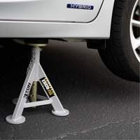 Performance Shorty Low Profile Jack Stands, 3 tons Capacity, 11" - 17" H Groupe Generik