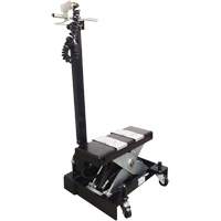 Cric de service de plancher &agrave; profil bas, 12 tonne(s) Capacit&eacute;, 7-1/2" Abaiss&eacute;e, 15" &eacute;lev&eacute;e, Air comprim&eacute;/hydraulique Groupe Generik