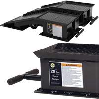 Heavy-Duty Truck Ramps with Long T-Handle, 40000 lbs. Capacity, 45" L, 13-1/2" W, 9-19/50" H Groupe Generik