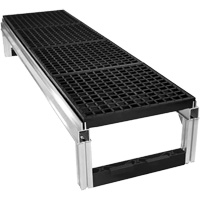 Trousse de plateforme de travail modulaire en aluminium &agrave; drainage ouvert FOUNDATION, 18" la x 72" pr, Capacit&eacute; de 400 lb, Enti&egrave;rement soud&eacute; Groupe Generik