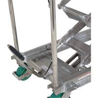 Table &eacute;l&eacute;vatrice hydraulique manuelle &agrave; ciseaux, 36-1/4" lo x 19-3/8" la, Acier inoxydable, Capacit&eacute; 600 lb Groupe Generik