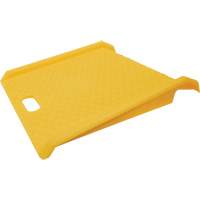 Rampe de trottoir portable en poly pour diable, Capacit&eacute; de 1000 lb, 27" la x 27" lo Groupe Generik