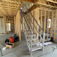Escalier Smartstairs t&eacute;lescopique &agrave; 3-5 marches en aluminium Groupe Generik