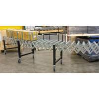 Expandable Conveyor, 18" W x 12' L, 200 lbs. per lin. ft. Capacity Groupe Generik