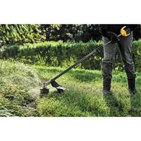 Max* Cordless Brushless Attachment-Capable String Trimmer, 17", Battery Powered, 60 V Groupe Generik