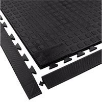 Tapis Rejuvenator Connect No. 502, Polyur&eacute;thane, 3-1/4' la c, 3-1/4' lo, 5/8" &eacute;paisseur, Jaune Groupe Generik