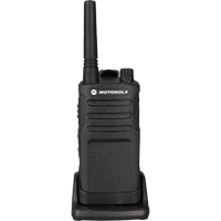 Radio bidirectionnelle commerciale s&eacute;rie RMU, Bande UHF, 4 canaux, Port&eacute;e 250 000 pi² Groupe Generik