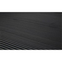 Tapis KleenSweep No 391, Couloir, 2' x 105' x 1/8", Noir Groupe Generik