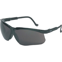 Lunettes de s&eacute;curit&eacute; Uvex HydroShield Genesis, Lentille Gris fonc&eacute;, Antibu&eacute;e/Anti-&eacute;gratignures, ANSI Z87+/R&eacute;pond ou surpasse la norme CSA Z94.3 Groupe Generik