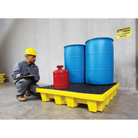 Ultra-Spill Pallet emboitable, 4 barils, Capacit&eacute; de d&eacute;versement 66 gal. US, 51" x 51" x 10" Groupe Generik