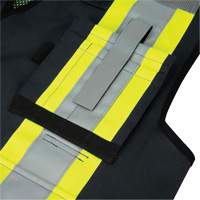 6679 High-Visibility Antimicrobial Mesh-Back Surveyor Vest, Black, Small, Polyester Groupe Generik