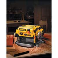 2-Speed Thickness Planer, 19-3/4" W x 22-1/2" L x 13-1/2" H, 20000 RPM No Load Speed Groupe Generik