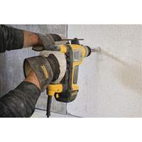 SDS-Plus Combination Hammer, 1-1/8", 9 A, 0-4700 BPM, 0-820 RPM, 3.1 ft.-lbs. Groupe Generik