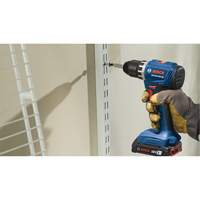 Compact Brushless Drill/Driver Kit, Lithium-Ion, 18 V, 1/2" Chuck, 400 in-lbs. Torque Groupe Generik