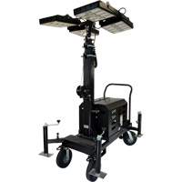 Tour d'&eacute;clairage avec quatre lampes DEL Beacon, Diesel/&eacute;lectrique, 800 Watts, 120 000 Lumens, Hauteur de 17' Groupe Generik